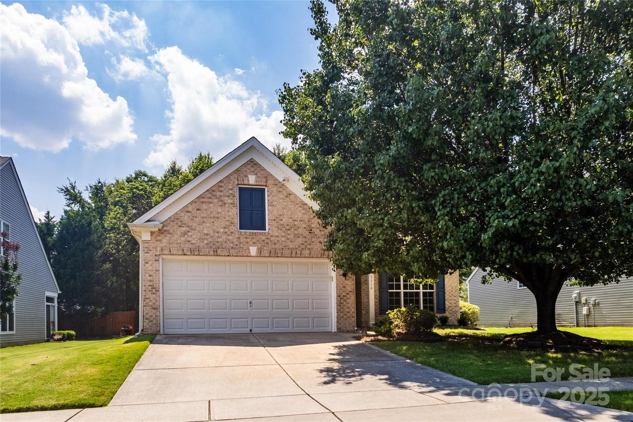 9514 Kestral Ridge Dr., Charlotte, NC 28269