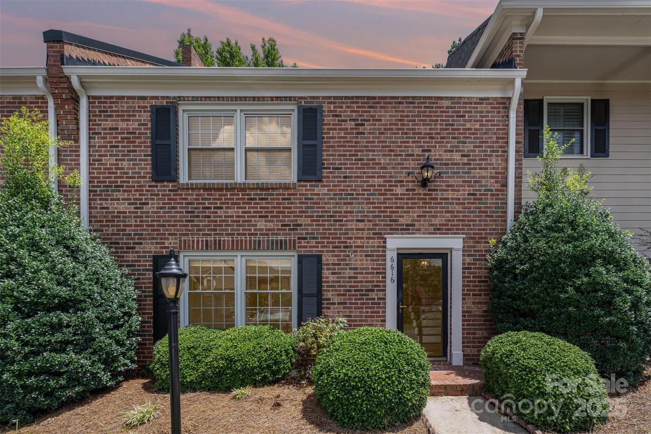 6616 Bunker Hill Cir., Charlotte, NC 28210