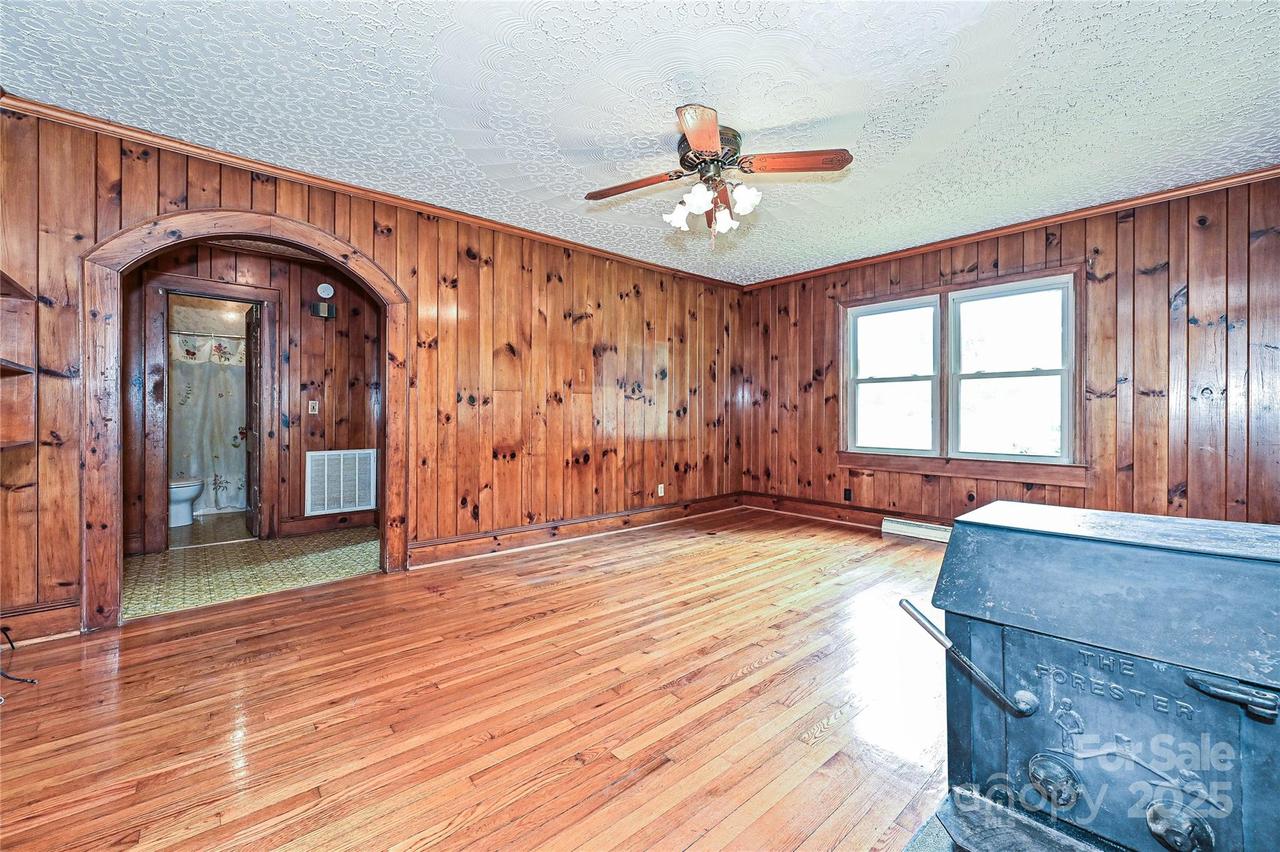 1212 Salem Church Rd., Lincolnton, NC 28092