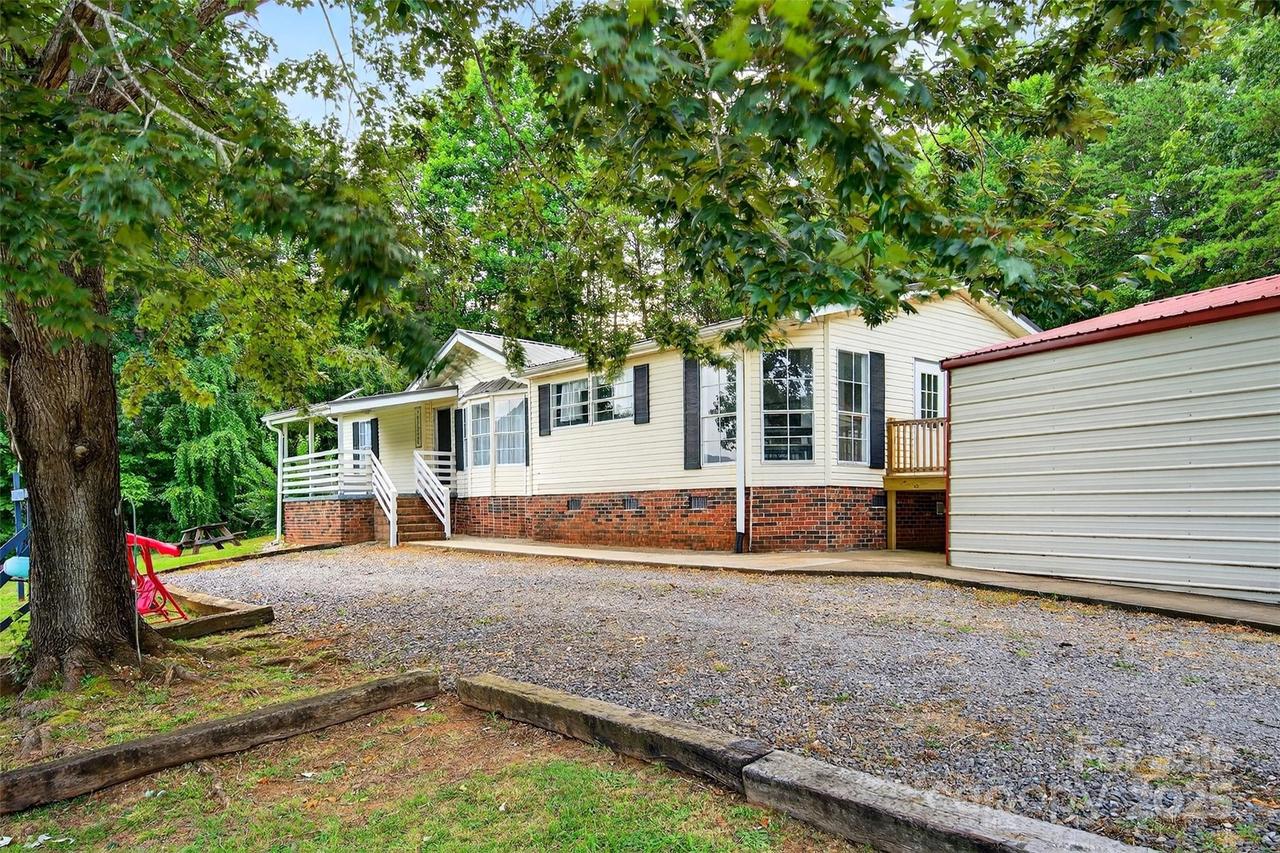 143 Diamond Cove, Nebo, NC 28761