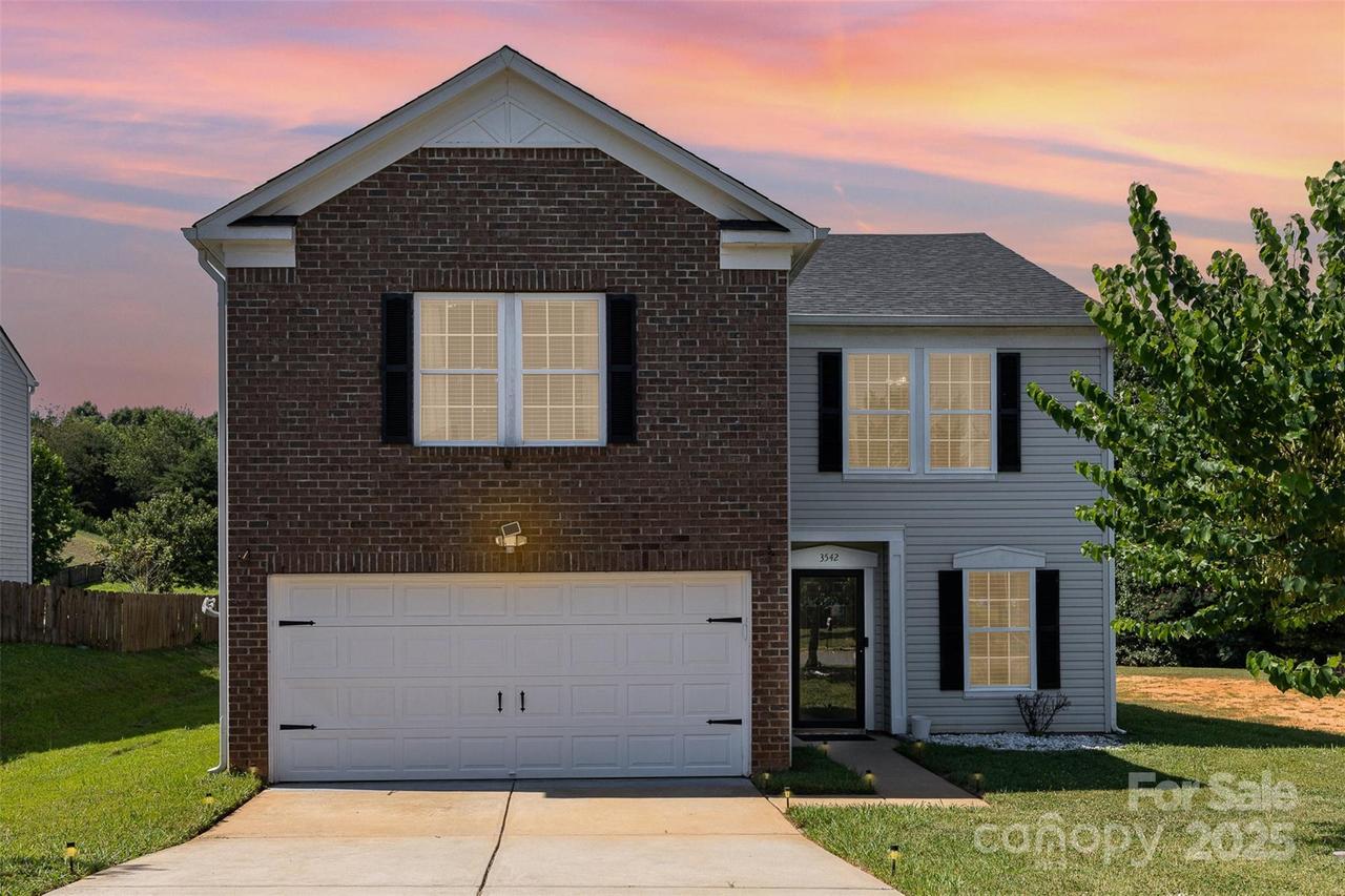 3542 Crowders View Dr., Gastonia, NC 28052