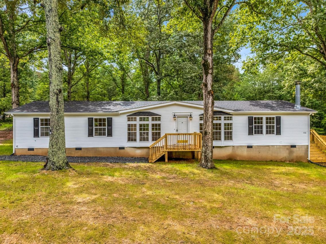 734 Hines Rd., Mooresboro, NC 28114