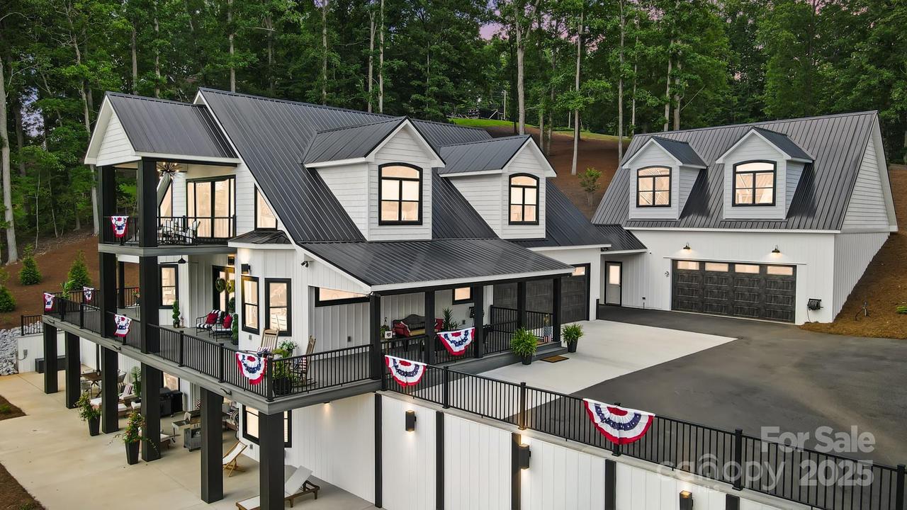587 Carolina Dr., Troy, NC 27371
