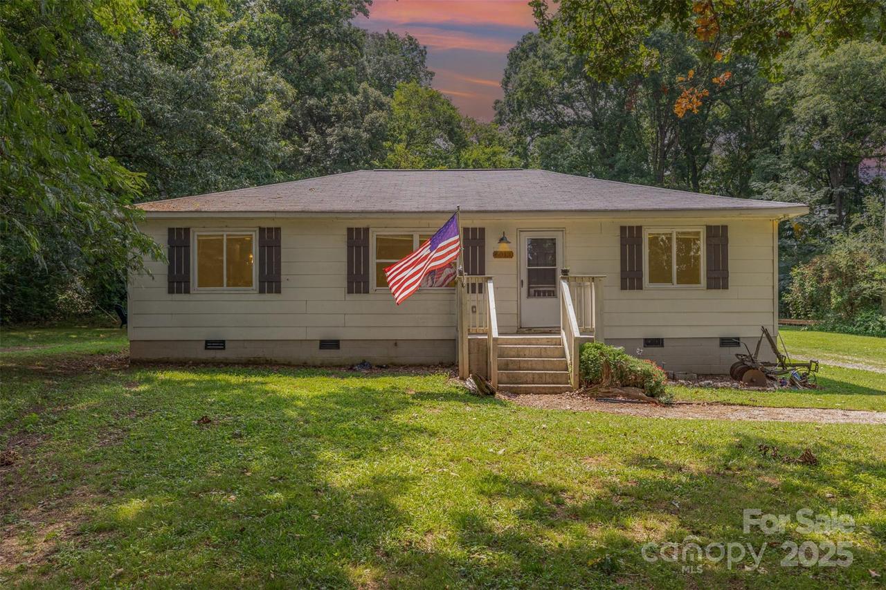 6013 Dudley Rd., Monroe, NC 28112
