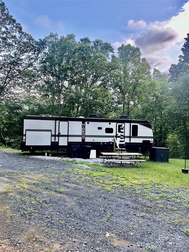 997 Hoot Owl Rd., Spruce Pine, NC 28777
