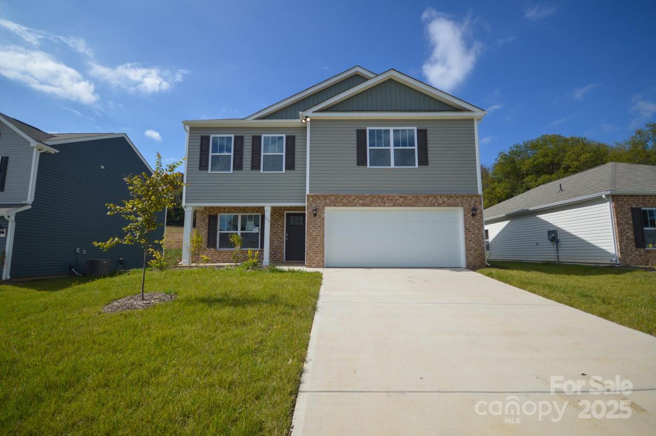 22 Callie River Ct., Clyde, NC 28721