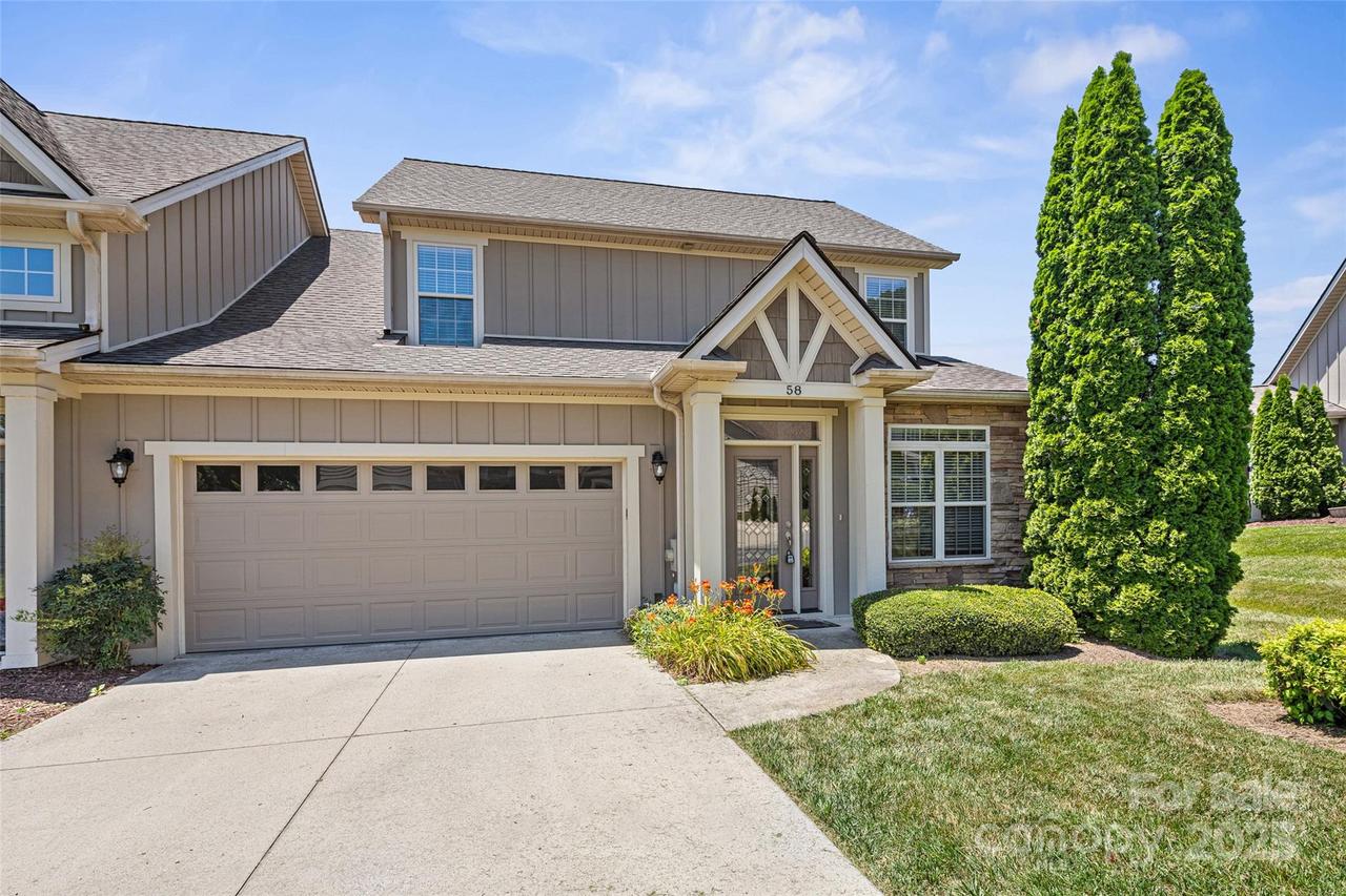 58 Burlington Ln., Fletcher, NC 28732