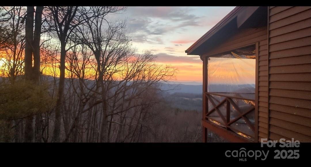 1241 Wipprecht Dr., Spruce Pine, NC 28777