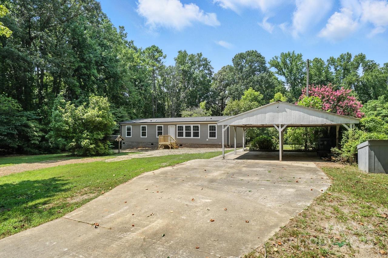 1841 Bascom Ln., Midland, NC 28107