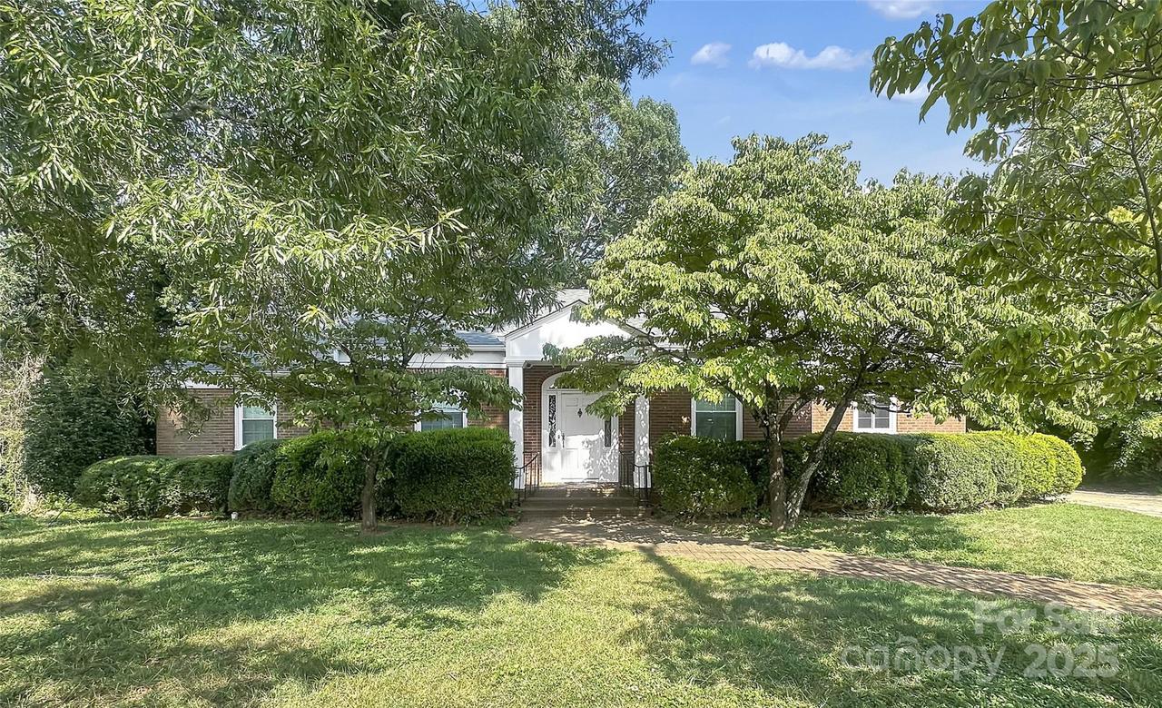 208 N Gaston St., Kings Mountain, NC 28086