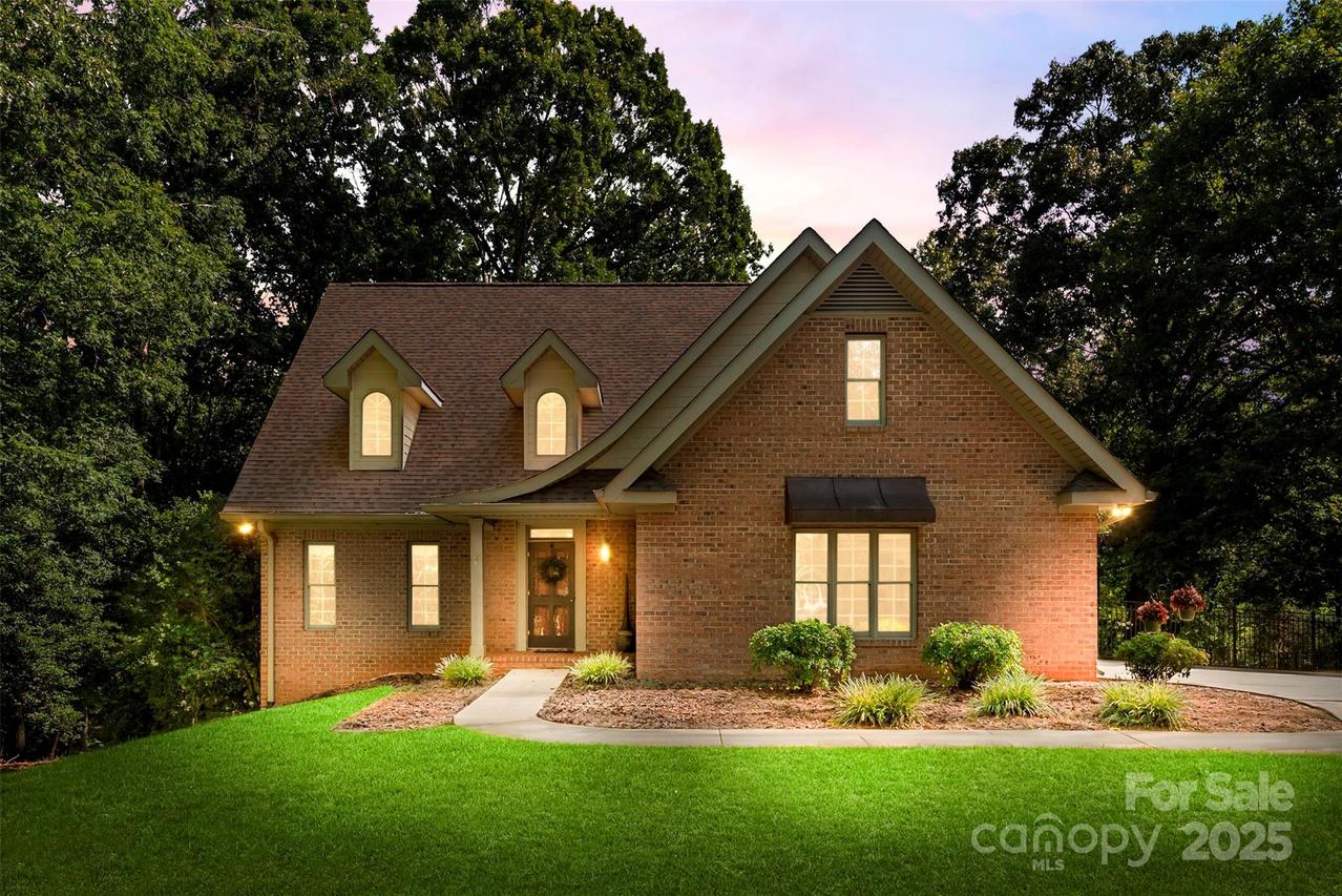 104 Tallwood Dr., Shelby, NC 28152