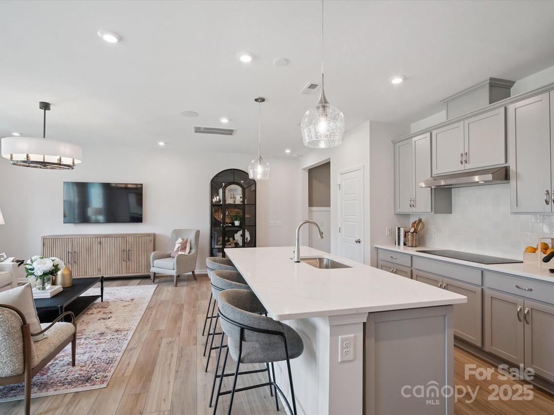 504 Webster Ln., Cramerton, NC 28032