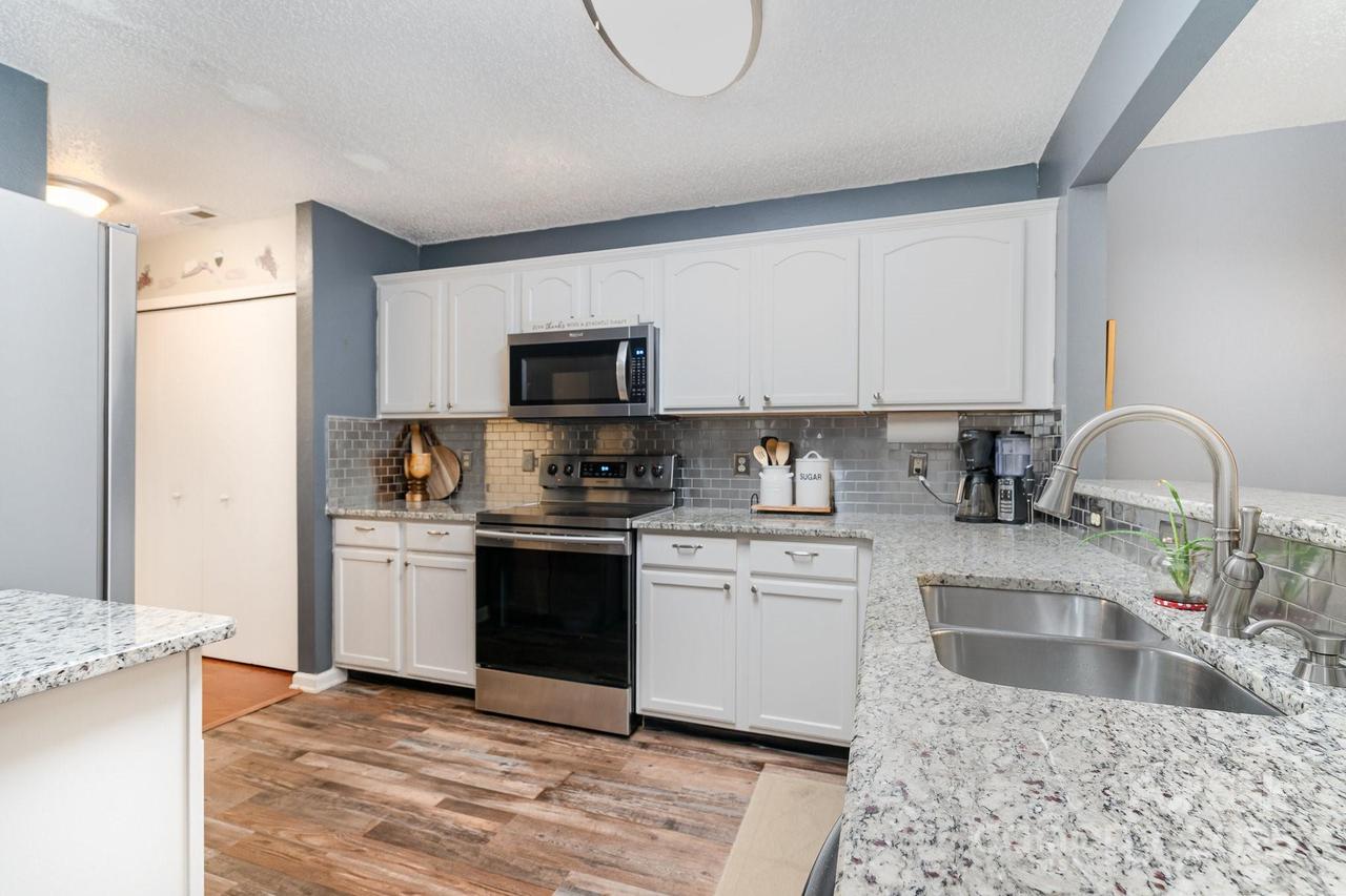 2005 Dunsmore Ln., Waxhaw, NC 28173
