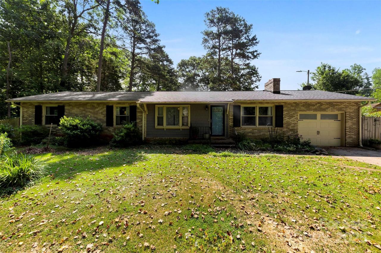 107 Laura Springs Dr., Salisbury, NC 28146