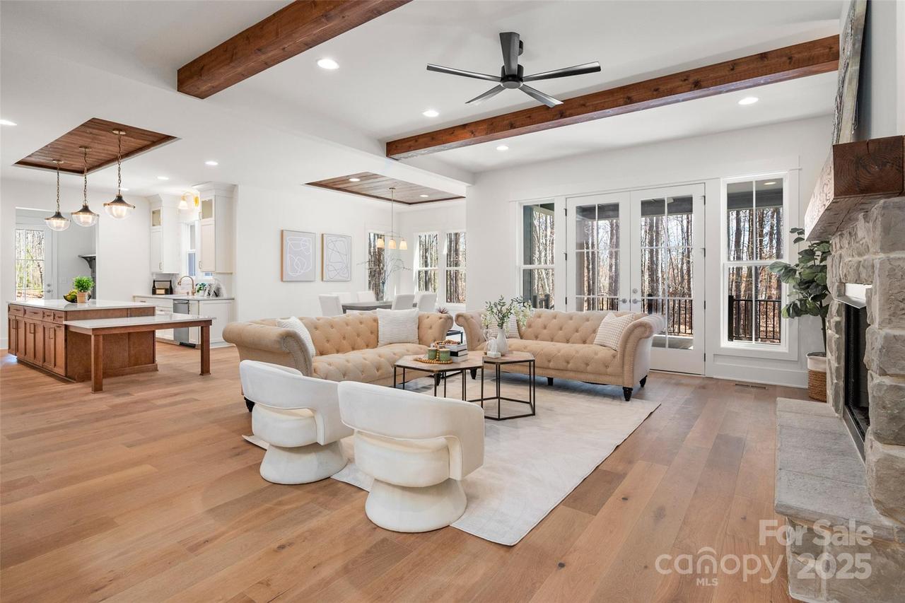 157 Silver Falls Dr., Troutman, NC 28166