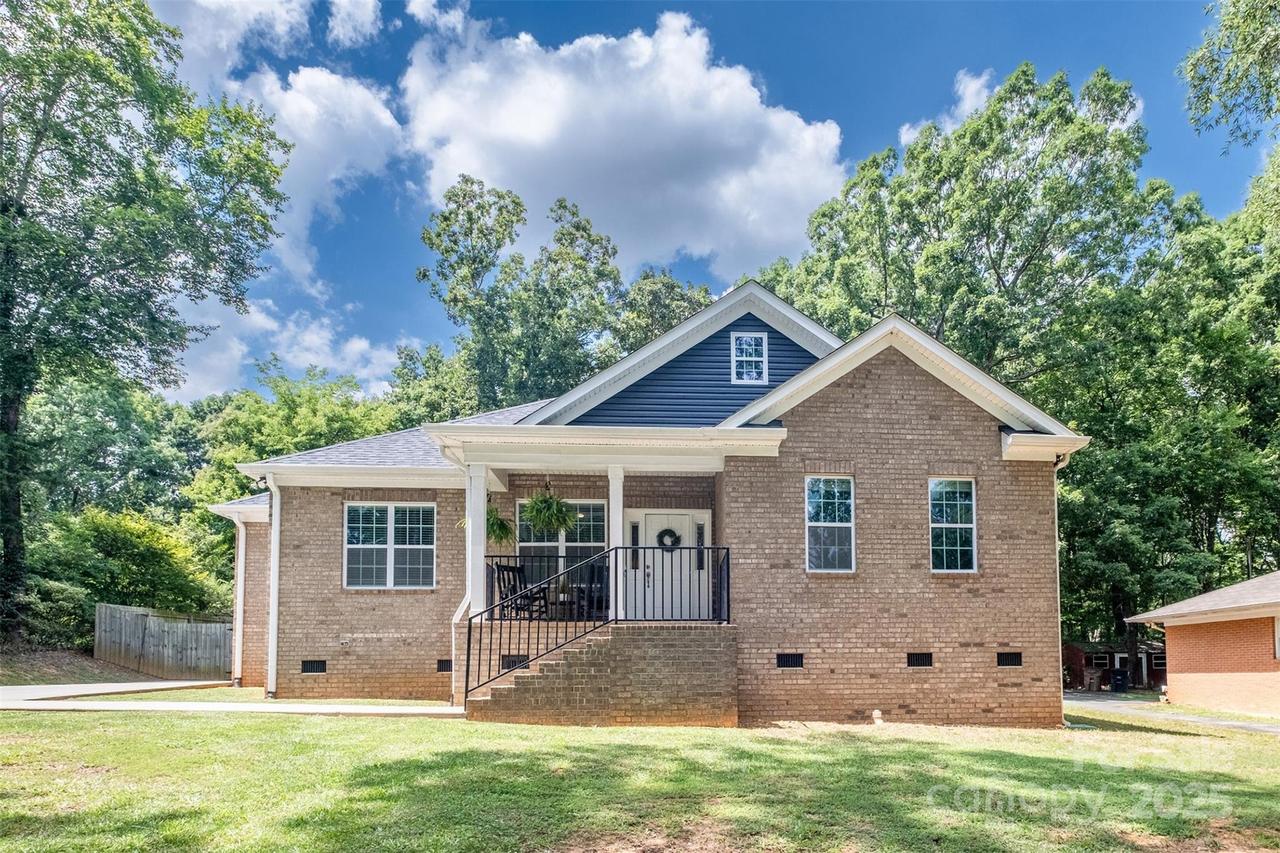 114 Keowee Cir., Indian Trail, NC 28079