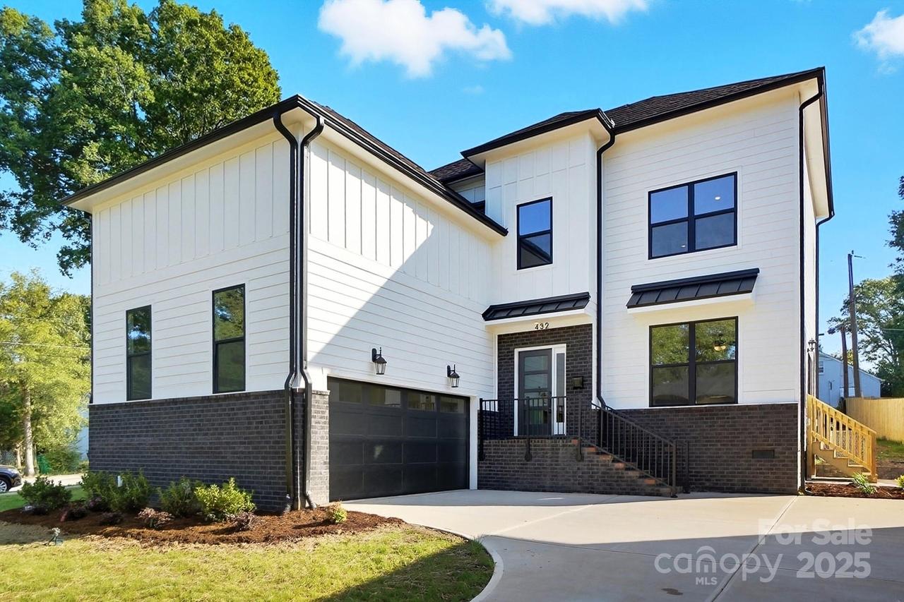 432 W Cama St., Charlotte, NC 28217
