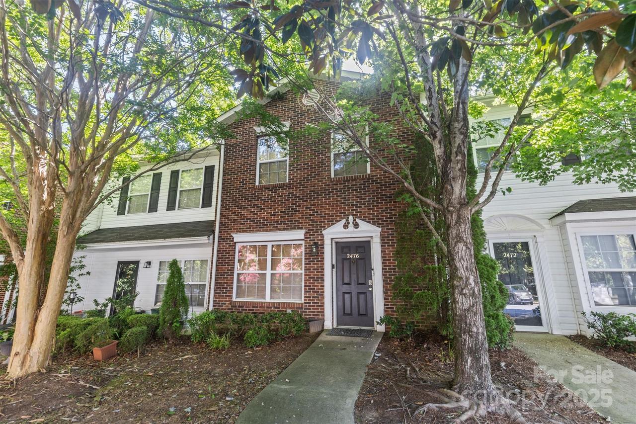 2476 Ryerson Ct., Charlotte, NC 28213