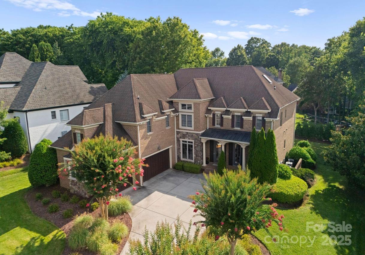 202 Montrose Dr., Waxhaw, NC 28173