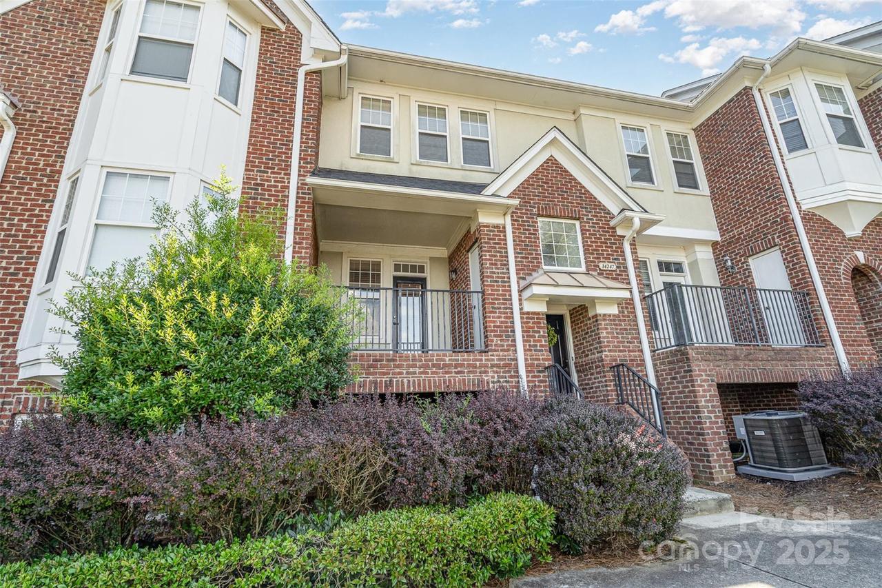 14247 Richmond Park Ave., Charlotte, NC 28277