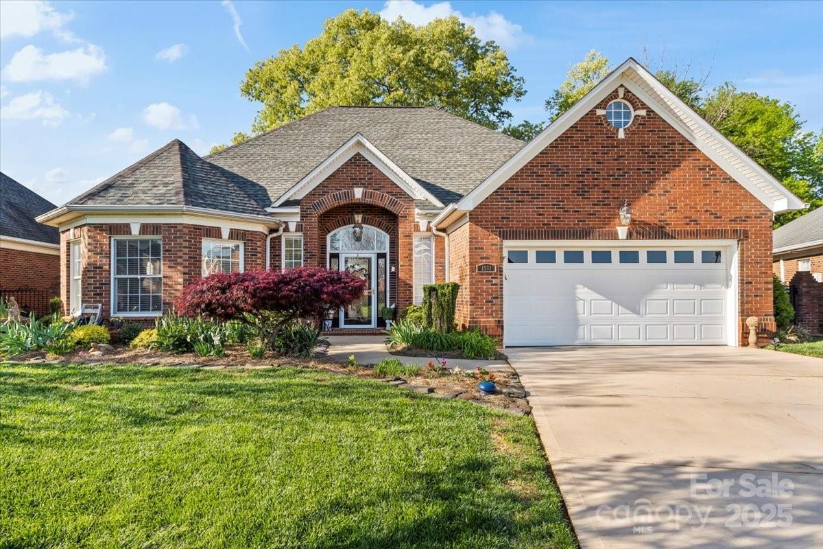 1511 Elkhart Cir., Gastonia, NC 28054