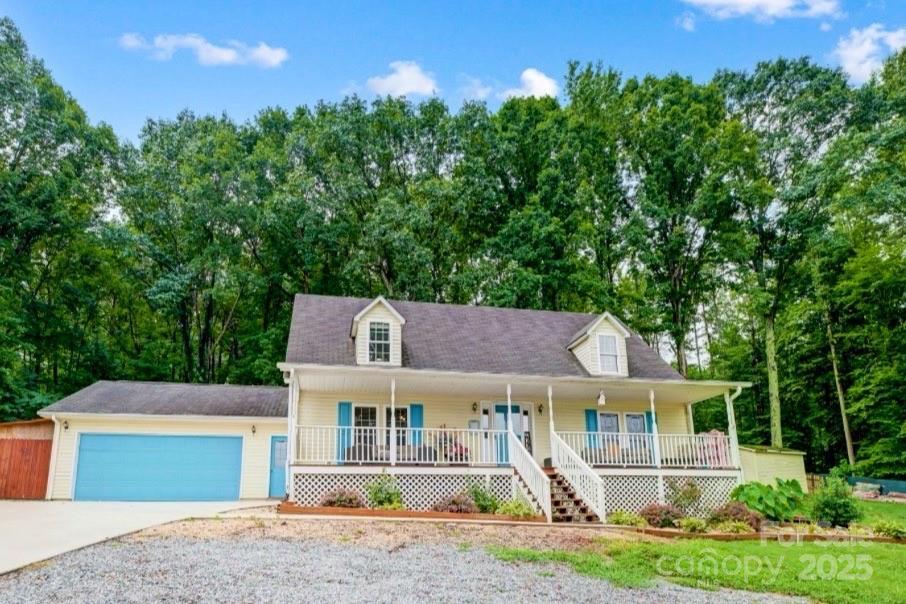 805 Edgewater Dr., Belmont, NC 28012