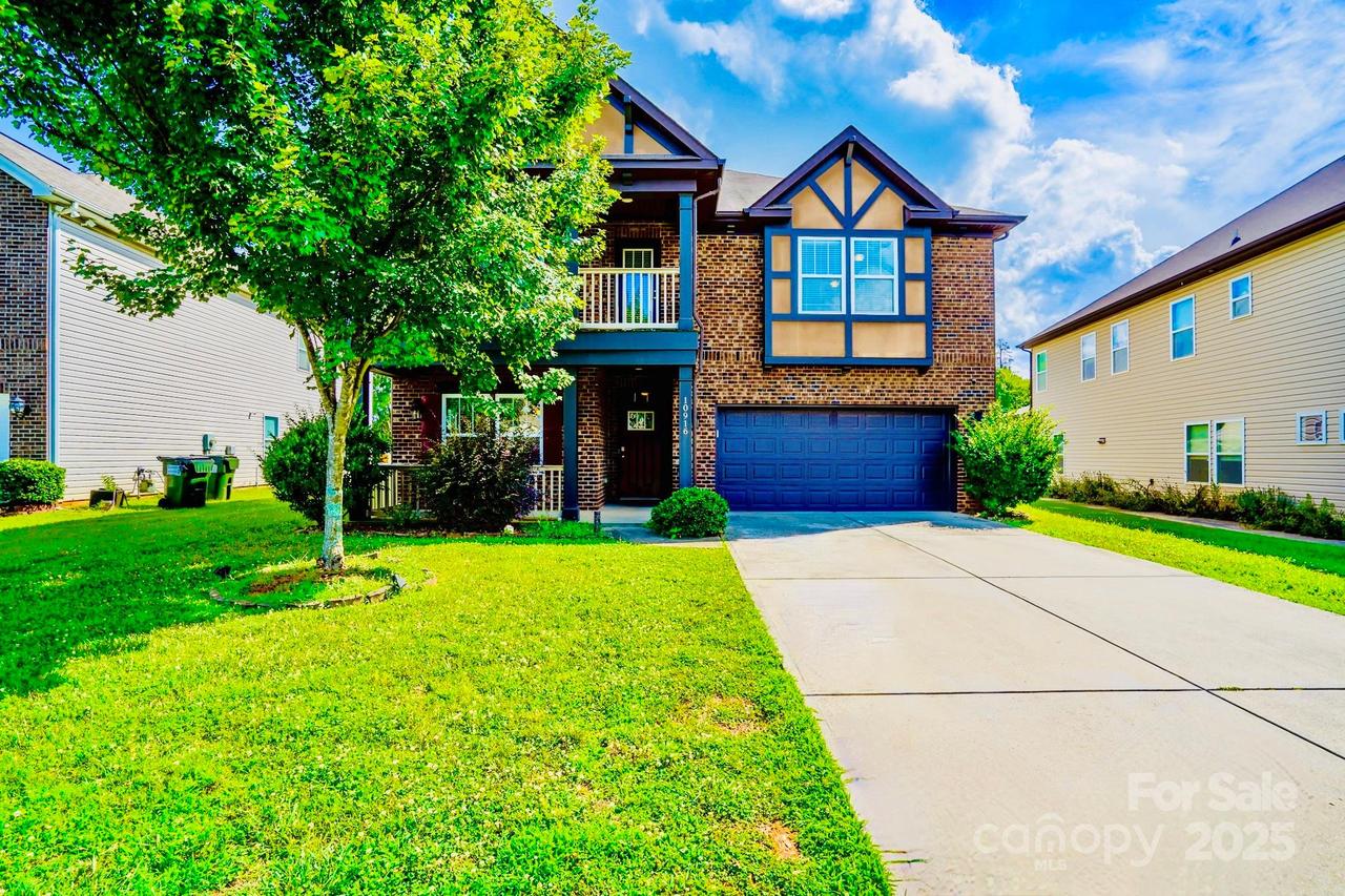 10916 Tower Oak Dr., Charlotte, NC 28269