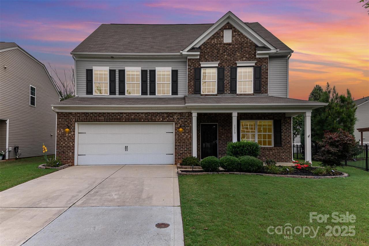 1319 Bridgeford Dr., Huntersville, NC 28078