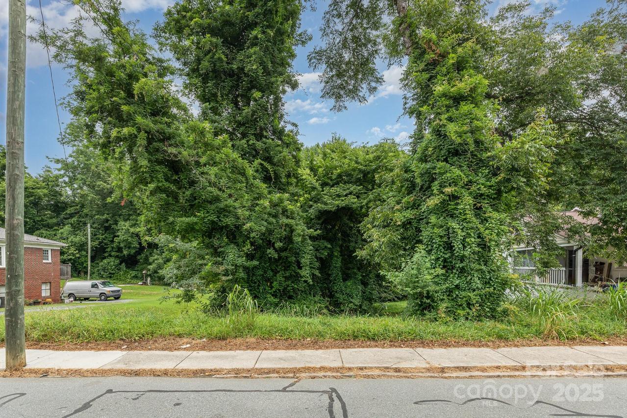Broad Dr., Concord, NC 28025
