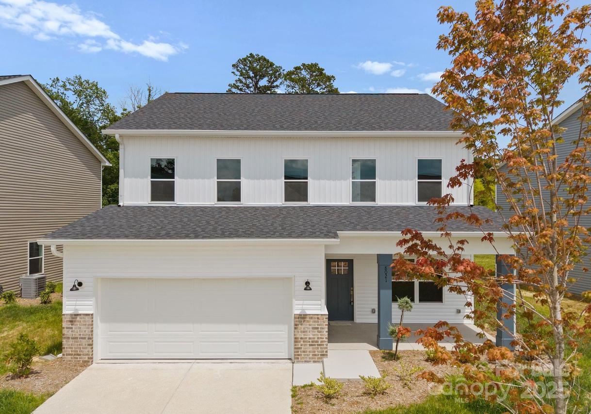8017 Joy Crossing Ln., Charlotte, NC 28214