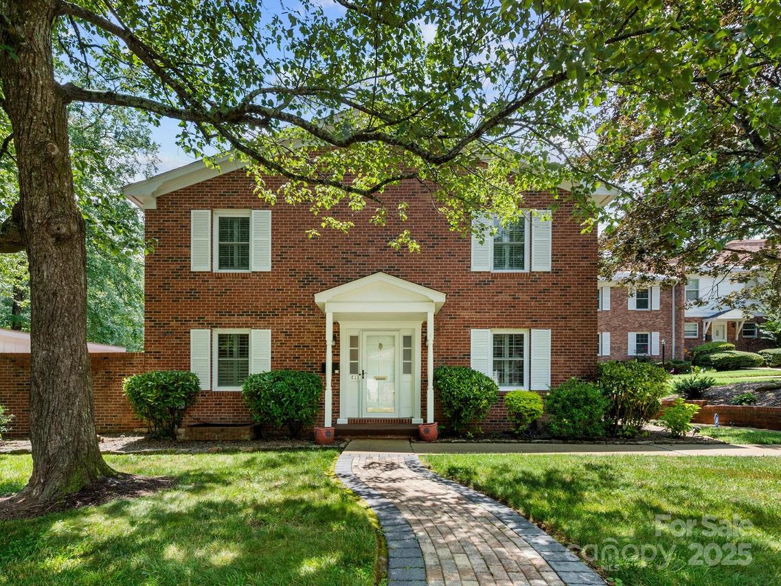 1411 Kensington Rd. #C-1, Hendersonville, NC 28791