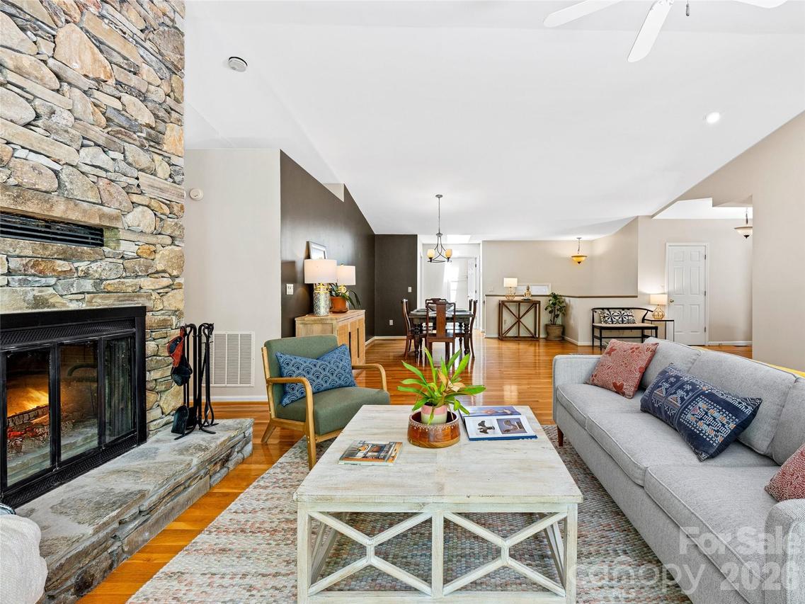 150 Sondley Pkwy., Asheville, NC 28805