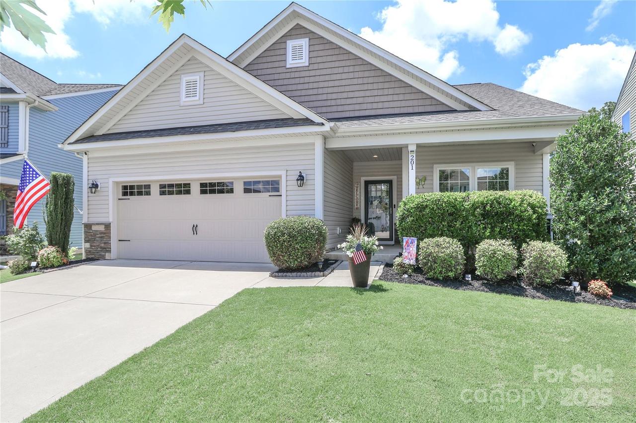 201 Fesperman Cir., Troutman, NC 28166
