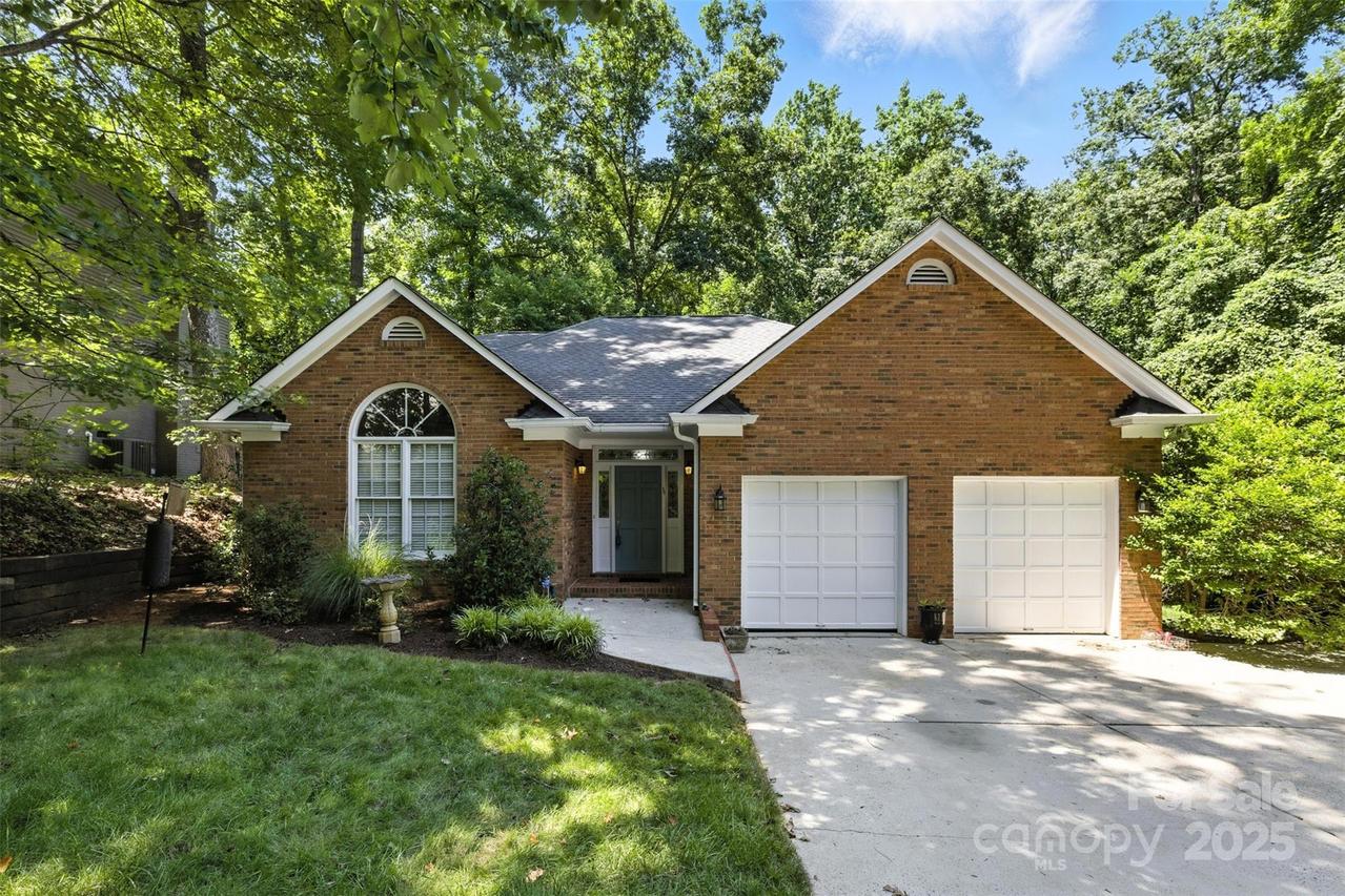 6907 Pleasant Dr., Charlotte, NC 28211