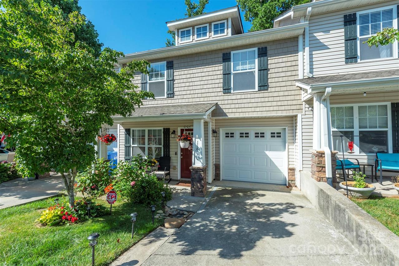 118 Torrington Ave., Fletcher, NC 28732