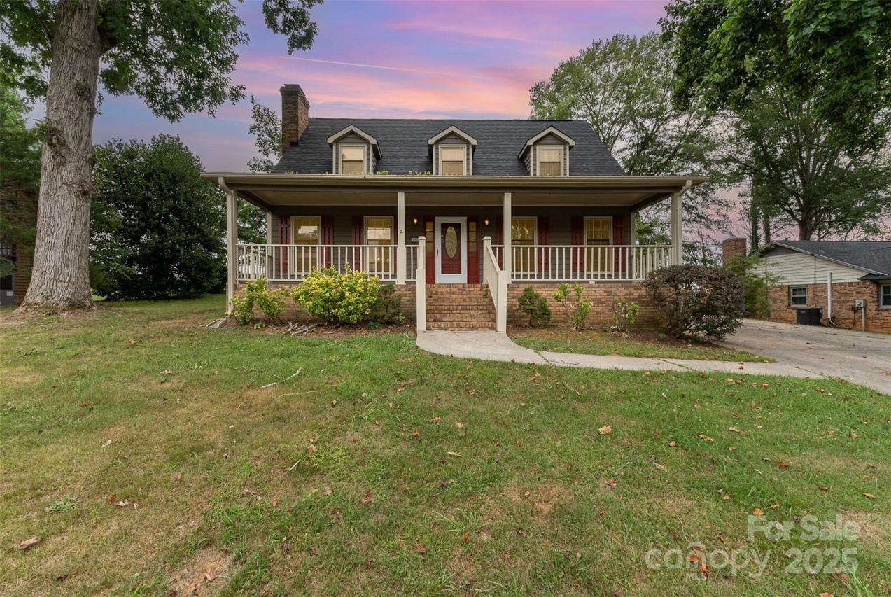 2635 Providence Dr., Gastonia, NC 28052