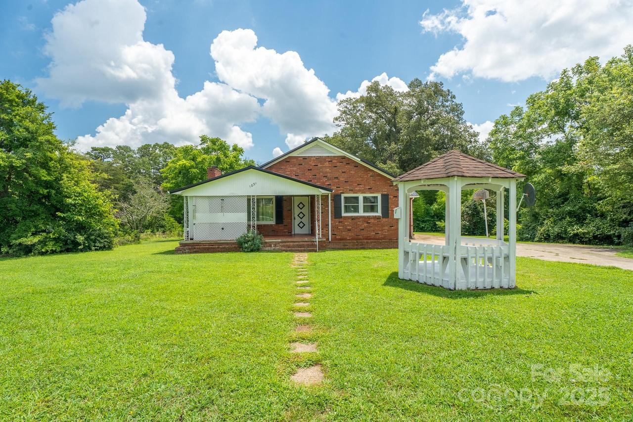 1851 Enon Rd., Valdese, NC 28690