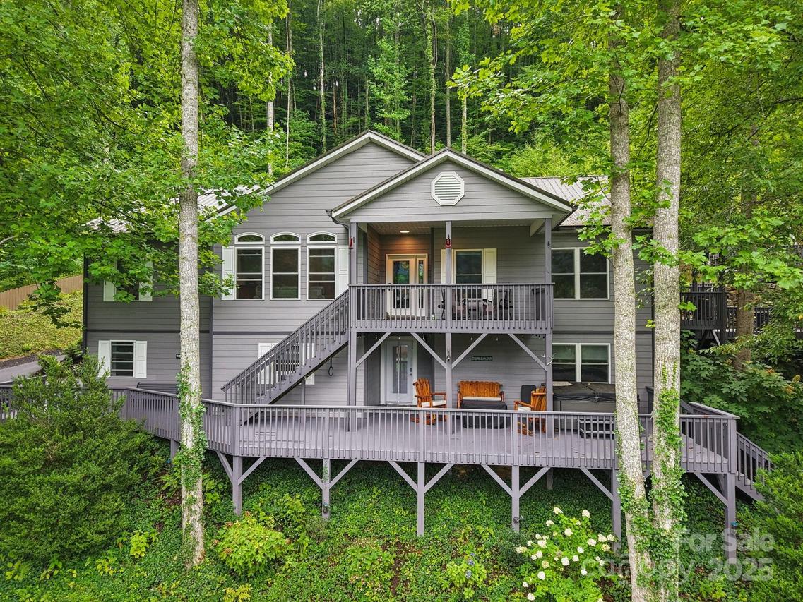 7 Higel Ln., Maggie Valley, NC 28751