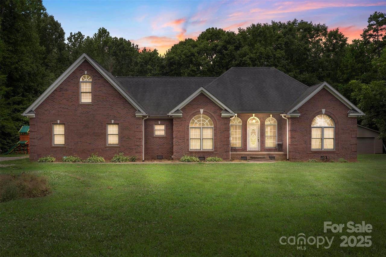 1035 Mountain Rd., Cleveland, NC 27013