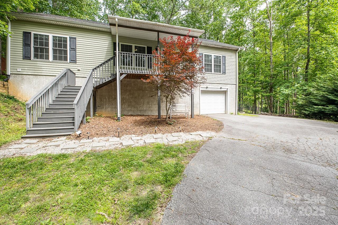 46 Badger Run, Hendersonville, NC 28739