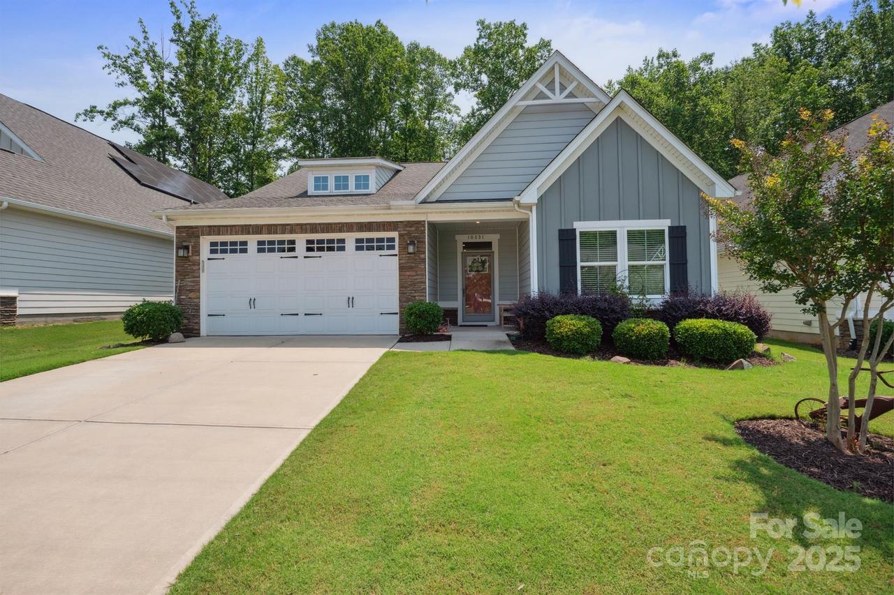 10331 Black Locust Ln., Harrisburg, NC 28215