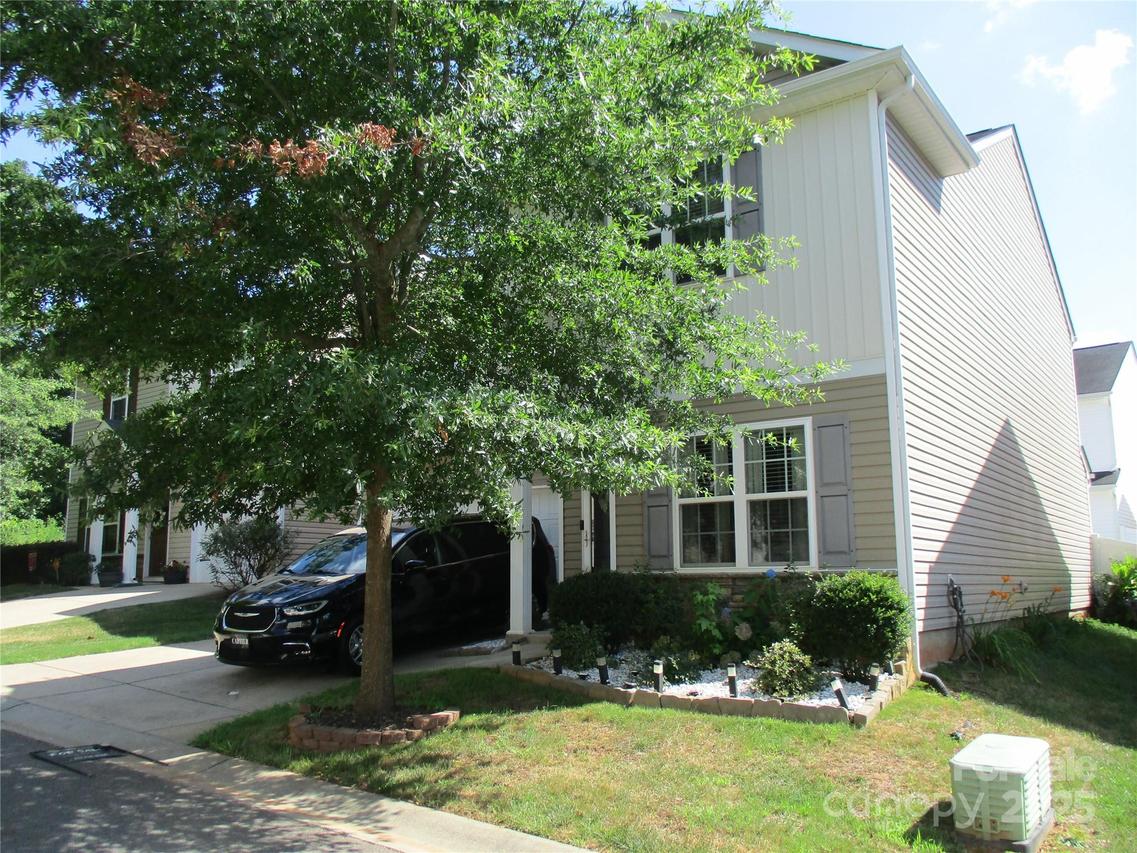 4008 Tulocay Ln., Charlotte, NC 28215