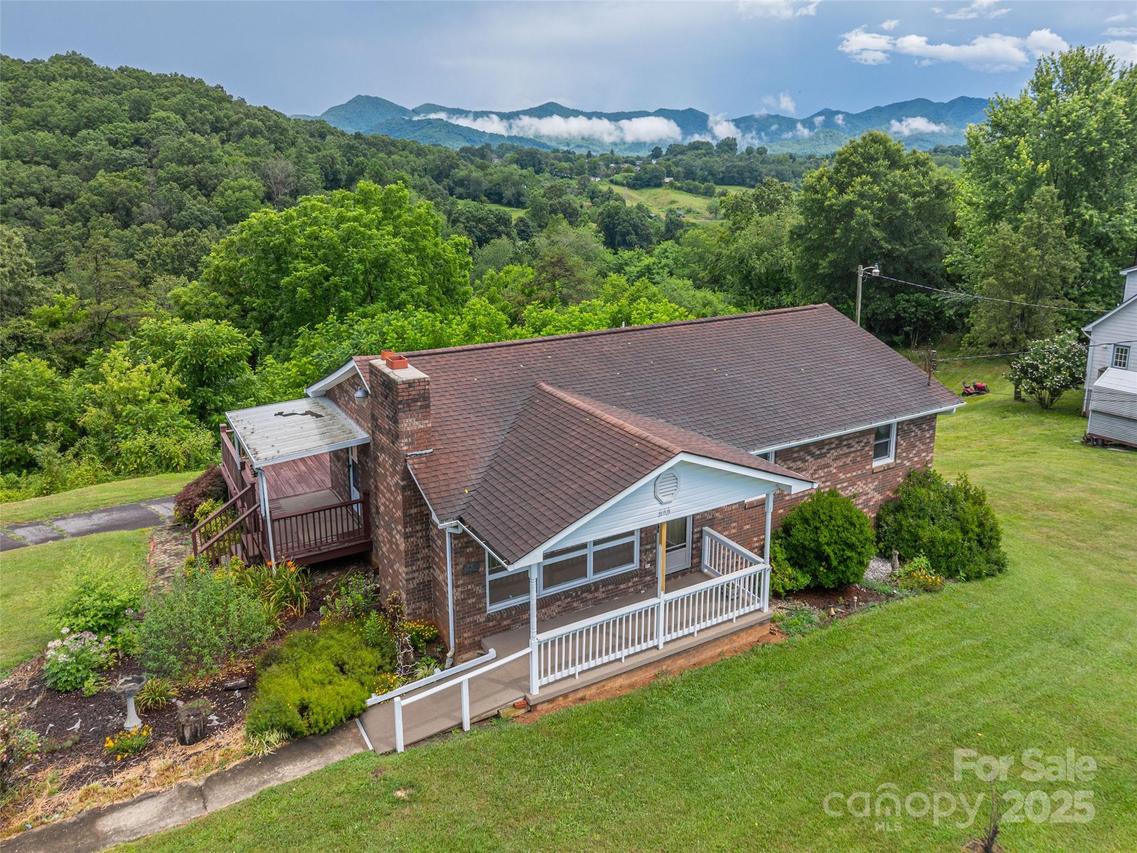 644 N Canton Rd., Canton, NC 28716