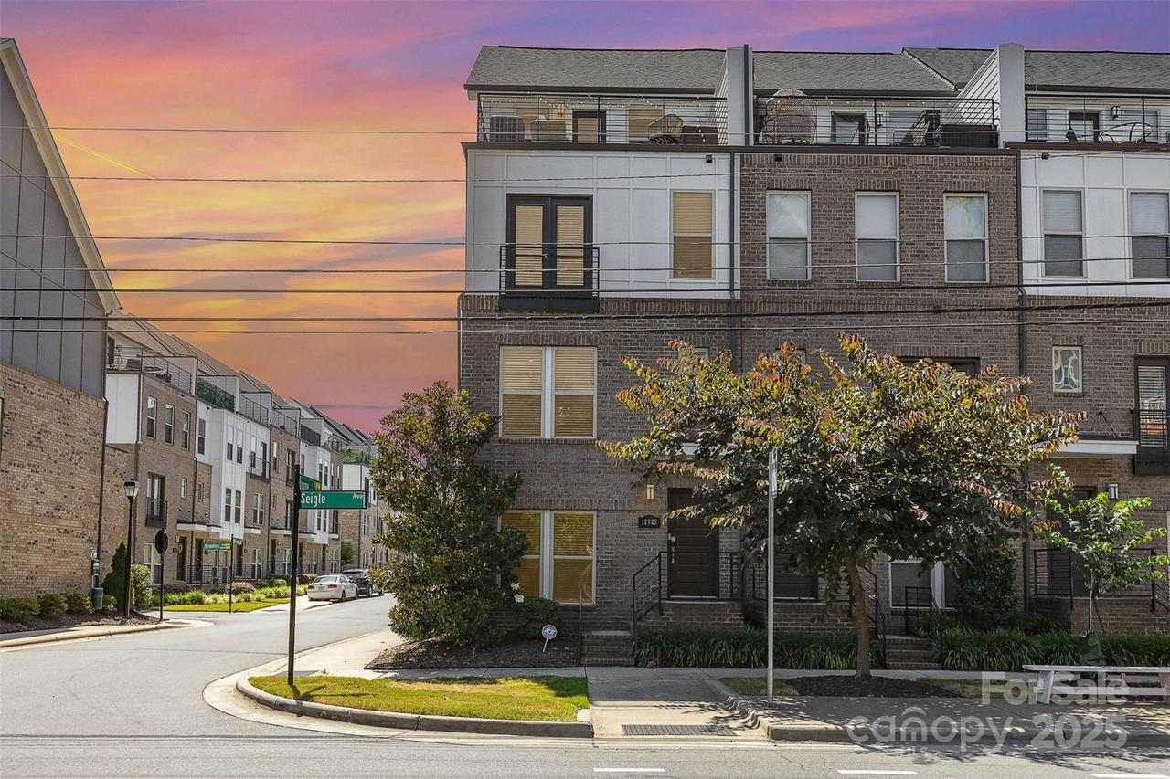 12029 Brooklyn Ave., Charlotte, NC 28204