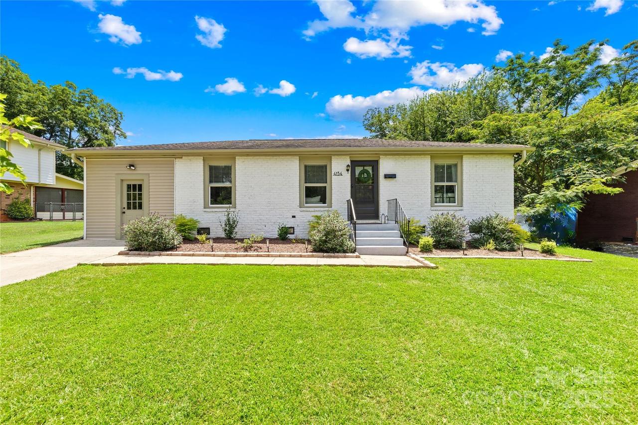 4134 Firethorne Rd., Charlotte, NC 28205