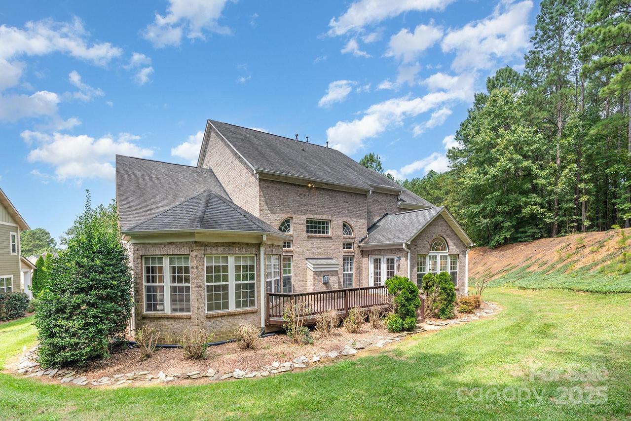 108 Laurel Glen Ct., Mount Holly, NC 28120