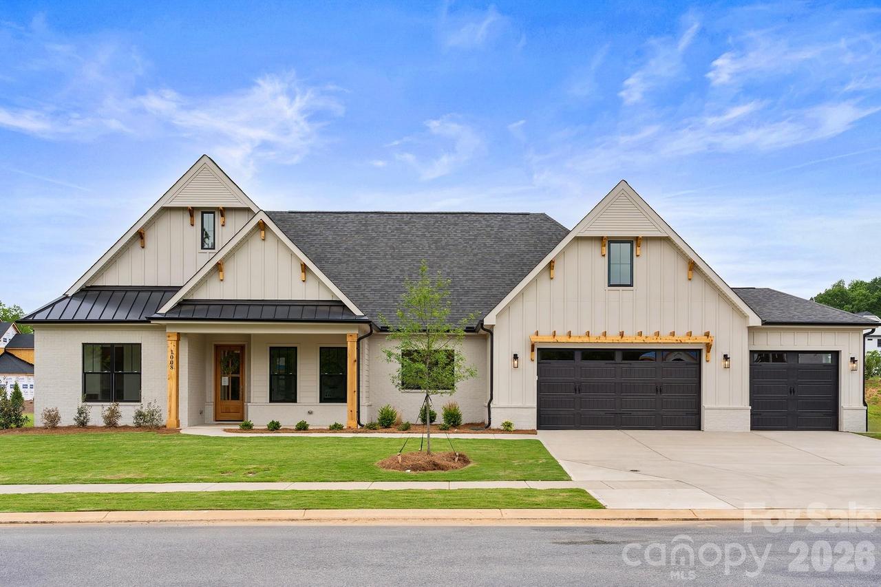 1008 Courtney Ln. #28, Wesley Chapel, NC 28173