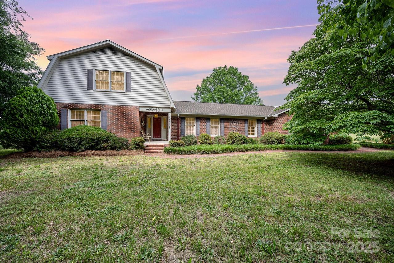 4630 Woodleaf Rd., Salisbury, NC 28147