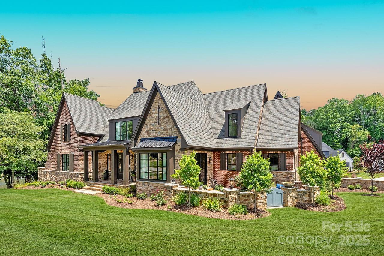 21216 Olde Quarry Ln., Cornelius, NC 28031