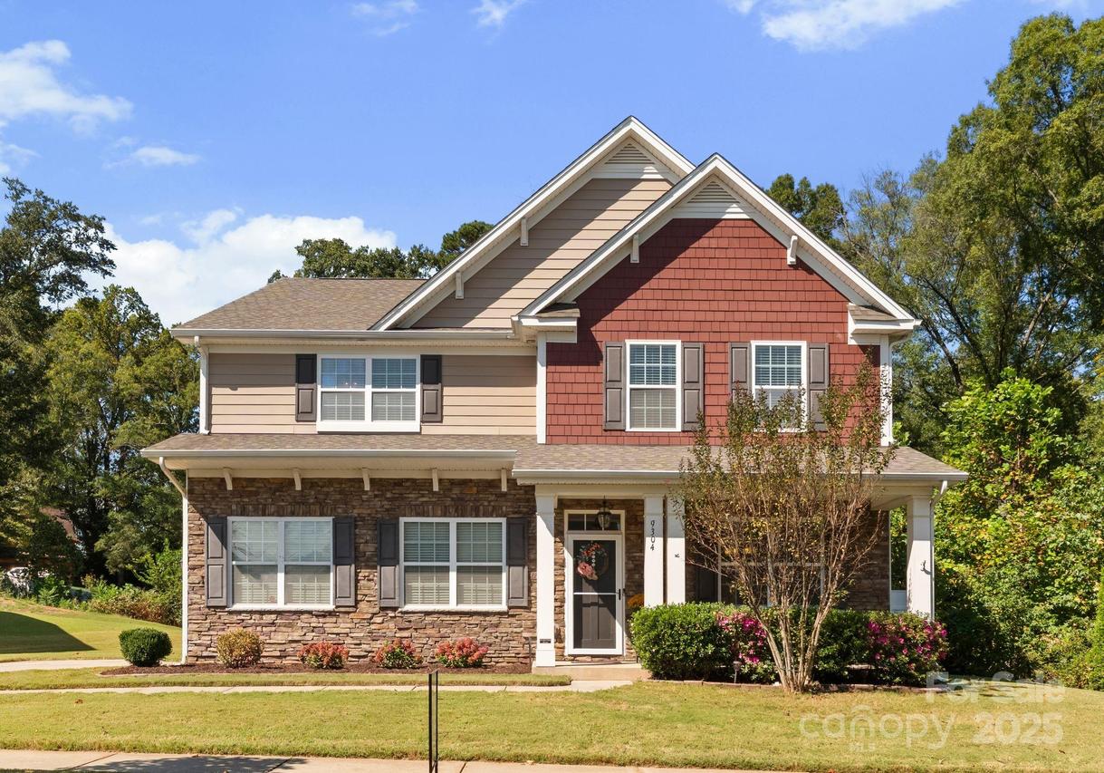 9304 Rayneridge Dr., Huntersville, NC 28078